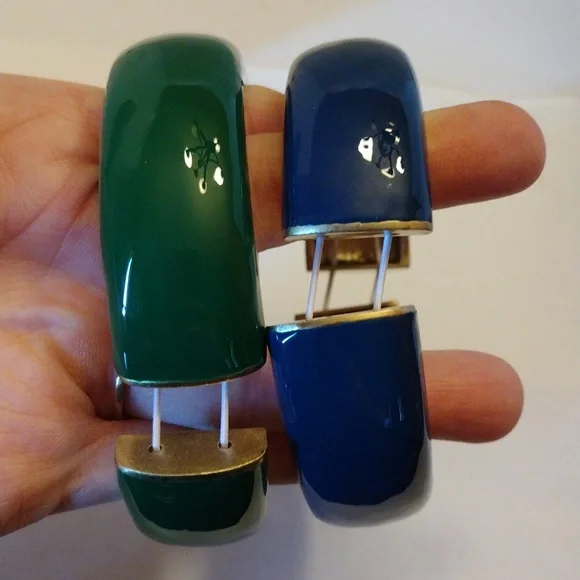 SOLD!! Vintage Bundle of 6 Beautiful Bangle & Cuff Bracelets! - Picture 12 of 12